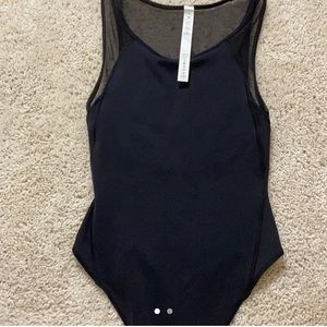 Lululemon body suit size 2